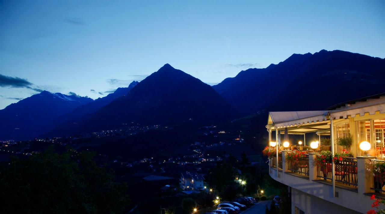 Hotel Schlosswirt Schenna Eksteriør bilde