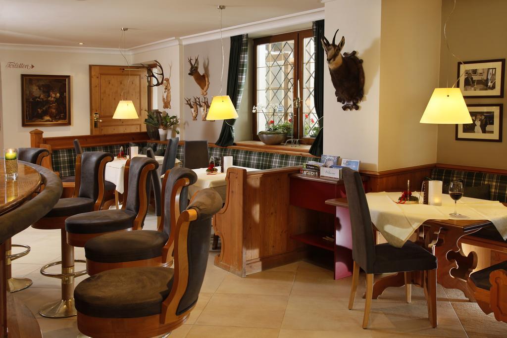 Hotel Schlosswirt Schenna Eksteriør bilde