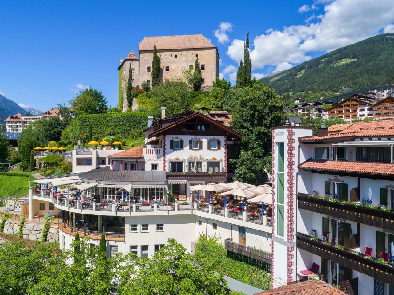 Hotel Schlosswirt Schenna Eksteriør bilde