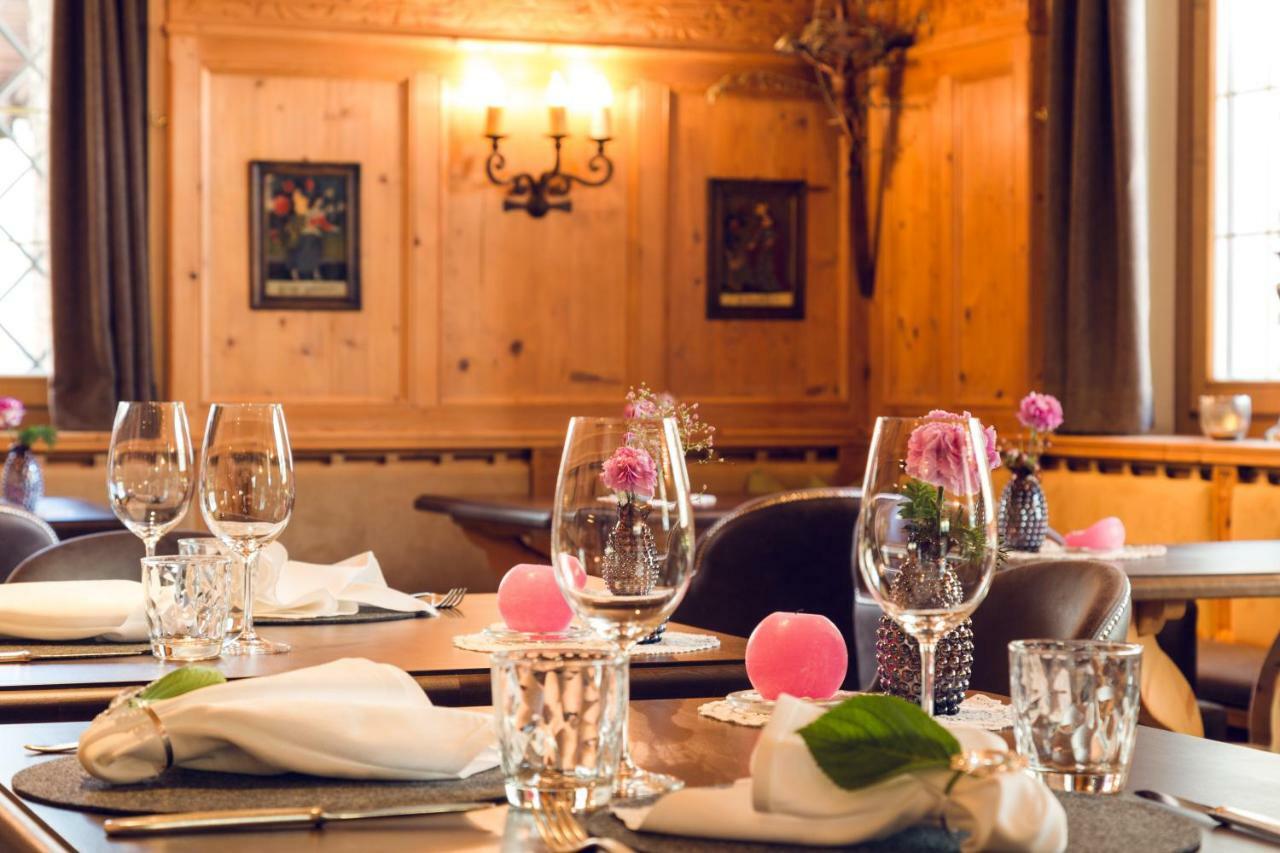 Hotel Schlosswirt Schenna Eksteriør bilde