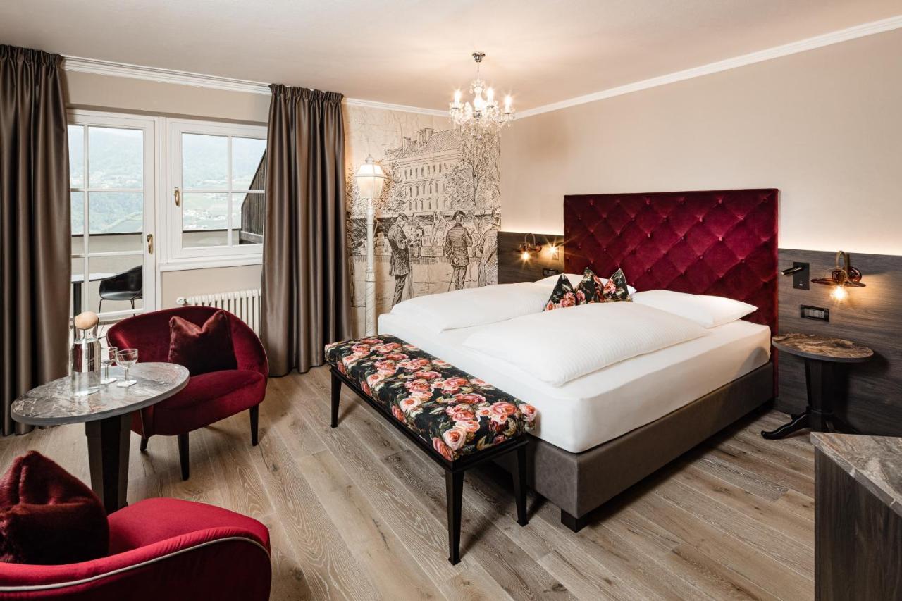 Hotel Schlosswirt Schenna Eksteriør bilde